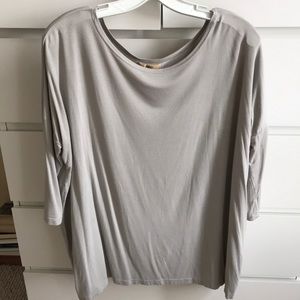 Light grey PIKO top. Size small.